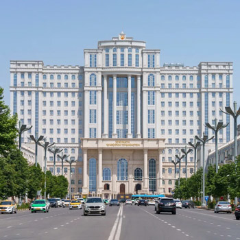 援塔吉克斯坦議會大廈