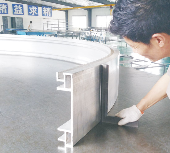石家莊拉彎加工廠：為客戶提供優(yōu)質(zhì)的產(chǎn)品、良好的技術(shù)支持、健全的售后服務(wù)