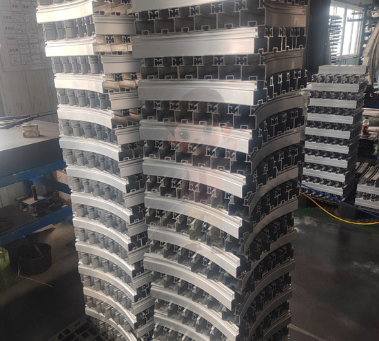 福州工業(yè)拉彎的多元化應(yīng)用：適用于航空、汽車及建筑行業(yè)的解決方案